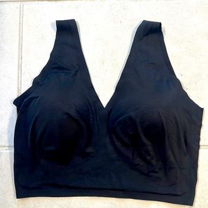 True & Co - True Body Lift Full V-Neck Bralette